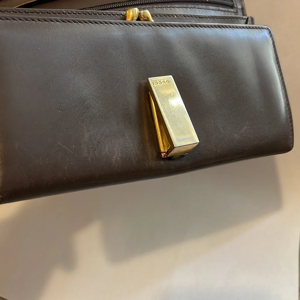 Authentic Vintage Gucci Long Wallet